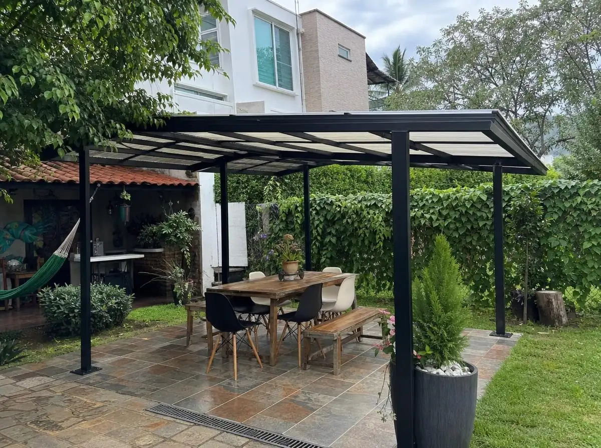 Pérgolas metálicas – Vidrios y Aluminios JE, Pereira